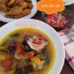 รูปของ Sup kuning ikan dan sambal dabu -dabu(khas manado)