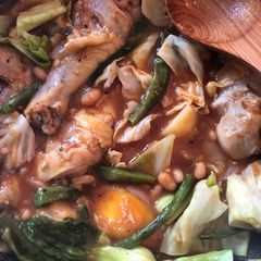 A picture of Chicken Pochero.