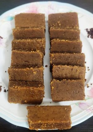 A picture of Coffee mysore pak.