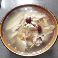 A picture of Herbs Chicken Soup.