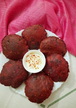A picture of Beetroot masala puri.