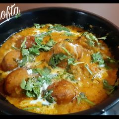 A picture of Malai kofta.