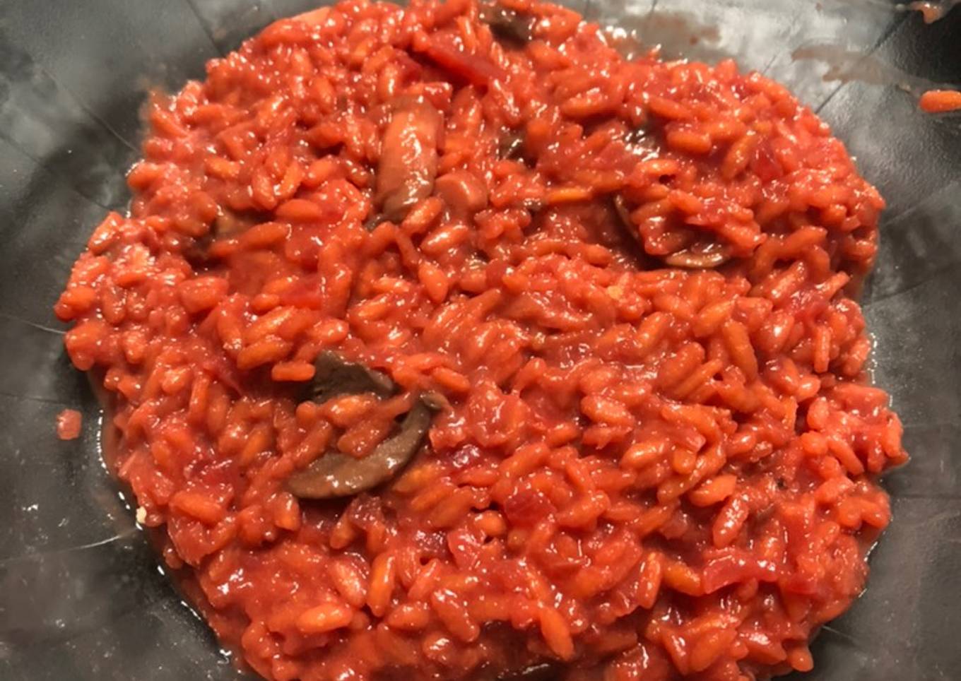 Risotto violeta (remolacha y hongos)