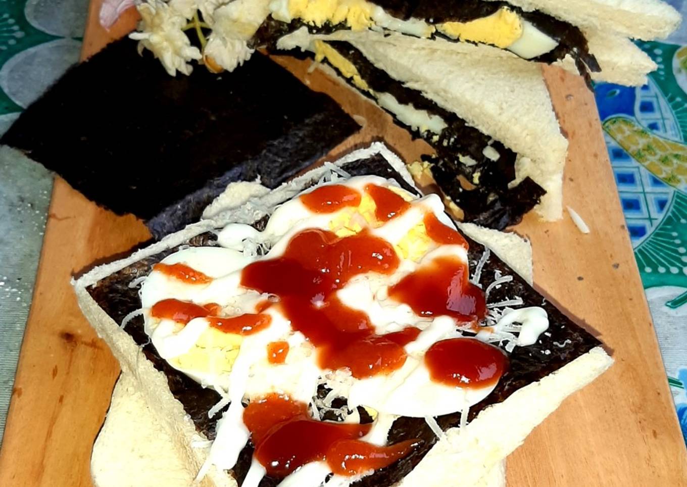 Sandwich Roti Telur Nori