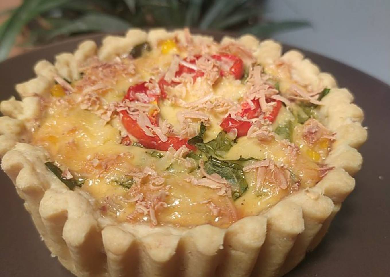 Sweet corn & Beef cornet quiche