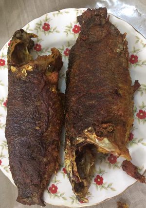 চালের গুড়ায় মাছ ভাজা (chaler guroy mach bhaja recipe in Bengali) রেসিপির প্রধান ছবি