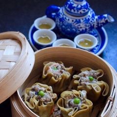 A picture of Pork and prawns Sumai.