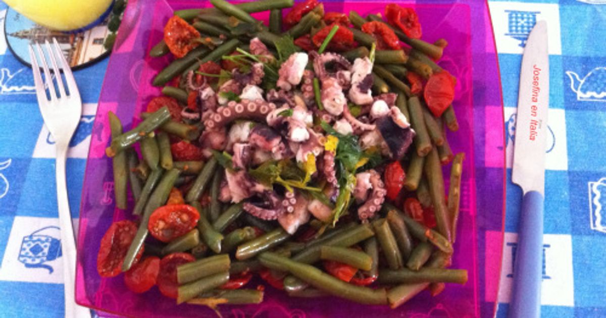 ensalada-de-pulpo-con-judias-verdes-y-tomates-cherry-semisecos