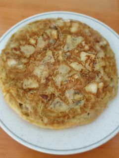 Una foto de Tortilla de berenjenas