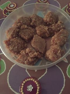 શીંગ બરફી (Peanut barfi Recipe in Gujarati) રેસીપી મુખ્ય ફોટો