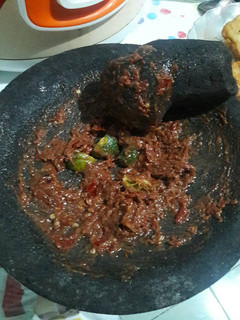 Foto resep Sambel trasi jeruk limau