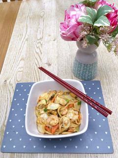 居酒屋風日式海鮮咖哩炒麵 的食譜成品照片