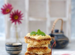 Foto resep Pineapple Streusel Bars (Nastar Potong)