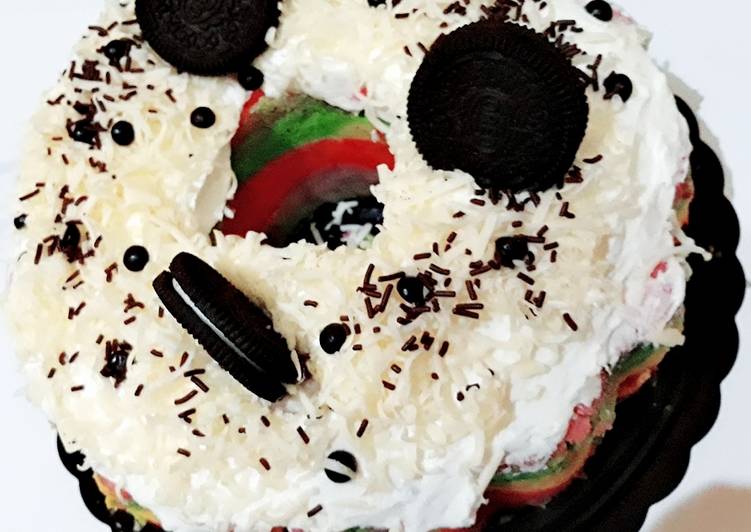 Cara Gampang Menyiapkan Rainbow cake oreo, Enak Banget