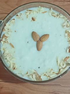 ખીર (Kheer Recipe In Gujarati) રેસીપી મુખ્ય ફોટો