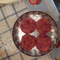 A picture of Healthy veg quinoa cutlet (rich in carbs).