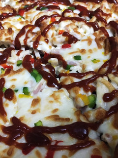 عکسی از دستور پیتزای مخلوط مرغ و قارچ🍕