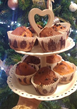 Foto di Muffin alle gocce di cioccolato e al cacao e pere