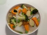 白蘿蔔地瓜蔬菜湯（電鍋料理）