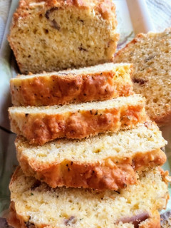 Hagymás kenyérke sütőporral, kelesztés nélkül 🧅🍞🧅 recept fotója