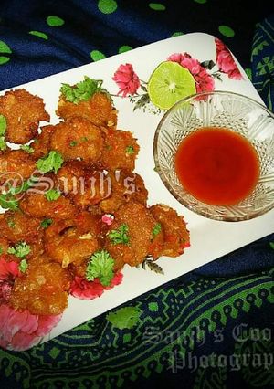A picture of Bread pakoda.