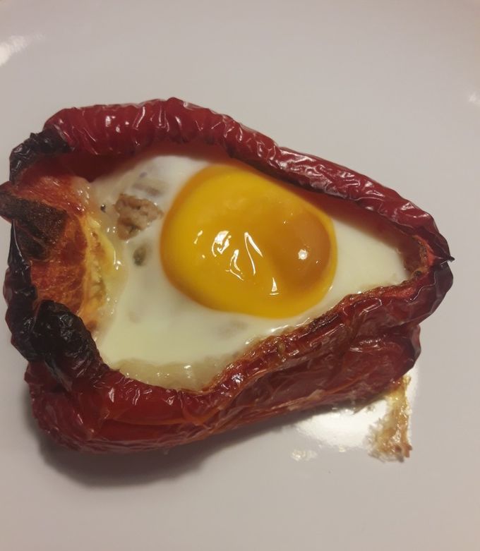 Foto principal de Pimiento relleno de carne y huevo