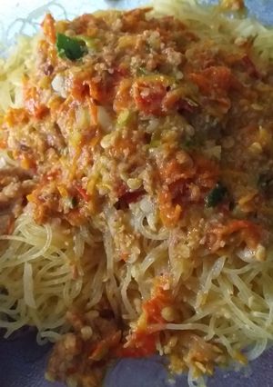 Foto resep Bihun goreng siram sambal kacang👍