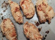 A picture of chicken breast and soy sauce