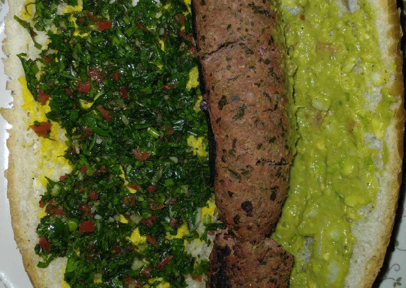 Baguette de chorizo argentino con chimichurri