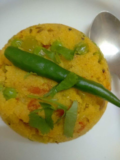 सूजी का उपमा (suji ka upma recipe in hindi) रेसिपी मुख्य फोटो
