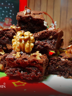A picture of Walnut brownies.