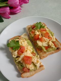 Foto resep Avocado Toast Bread with Scrumble Egg (MPASI 12+)