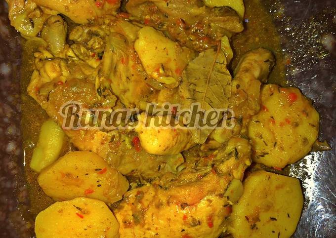 Recipe of Favorite Chicken pepper soup Recipe By RuNas kitchen - New Recipes