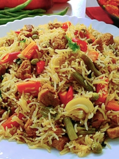 सोया वेज पुलाव (soya veg pulao recipe in Hindi) रेसिपी मुख्य फोटो