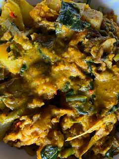 রুই মাছের মাথা দিয়ে পুঁই শাক (Rui machher matha diye pui shak recipe in Bengali) রেসিপির প্রধান ছবি