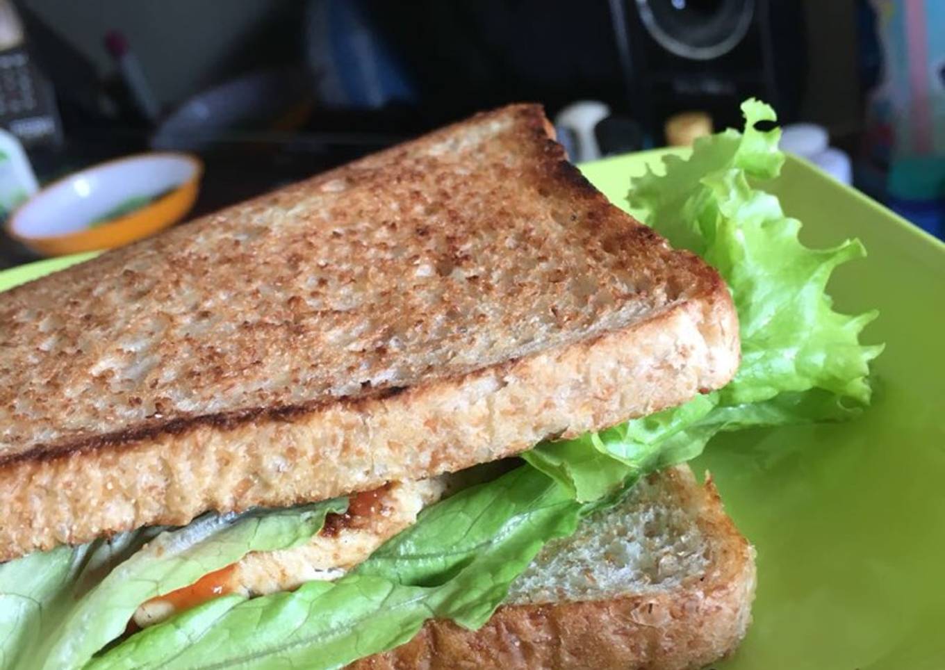 Sandwich roti gandum untuk Diet