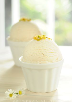 Hình của món Original baileys ice cream - Kem vị rượu baileys và hạt dẻ cười.