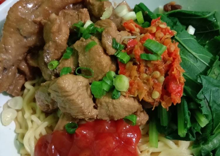 Mie Ayam Ekonomis, Mantap Spesial 👌?