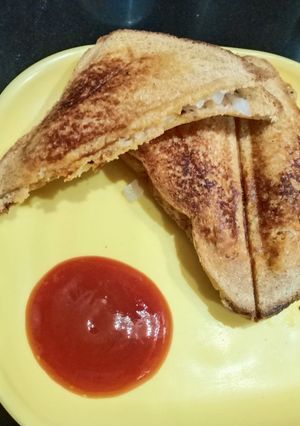 A picture of Malai toast.