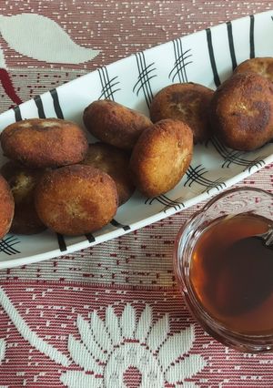 A picture of Sooji Kakara Pitha.