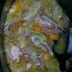 A picture of Corned Beef and Cabbage (Leprechaun Stew).