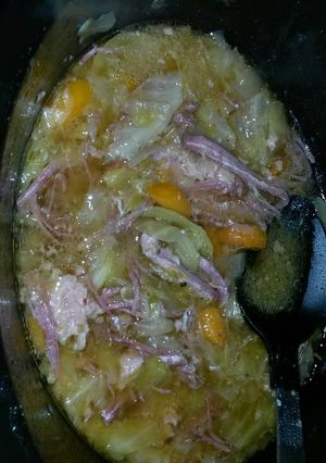 A picture of Corned Beef and Cabbage (Leprechaun Stew).