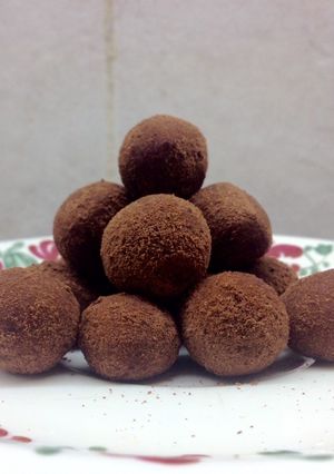 Una foto de Trufas de vainillas y dulce de leche😃