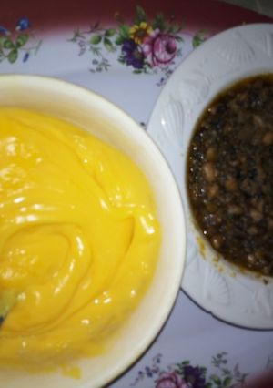 A picture of Groundnut Oil Beans with Custard.