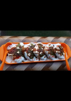 मूंग दाल दही बड़े (Moong Dal Dahi Bade recipe in Hindi) रेसिपी मुख्य फोटो