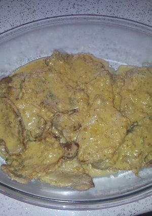 Una foto de Lomo en salsa de almendras