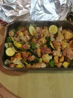 Zöldséges tepsis hús recept fotója