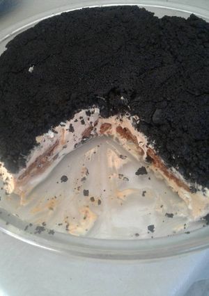 Una foto de Postre de Galletitas oreos y chocolinas