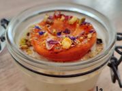 Une photo de mousse fruit