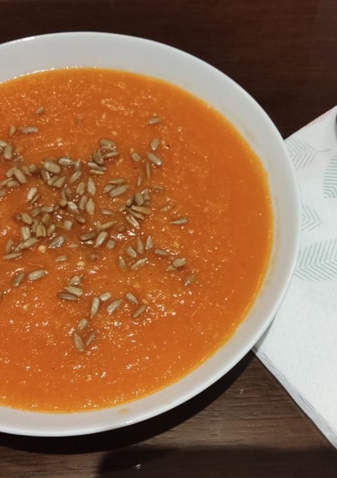 Una foto de Crema de zanahoria y tomate en WMF